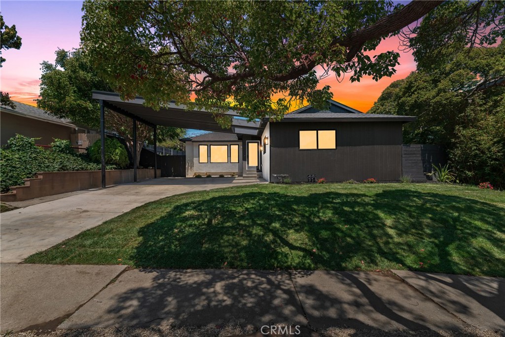 13007 Dewey Street