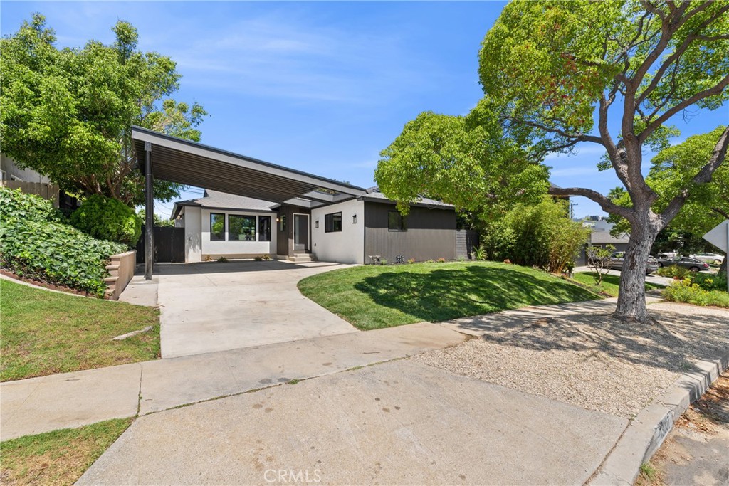 13007 Dewey Street