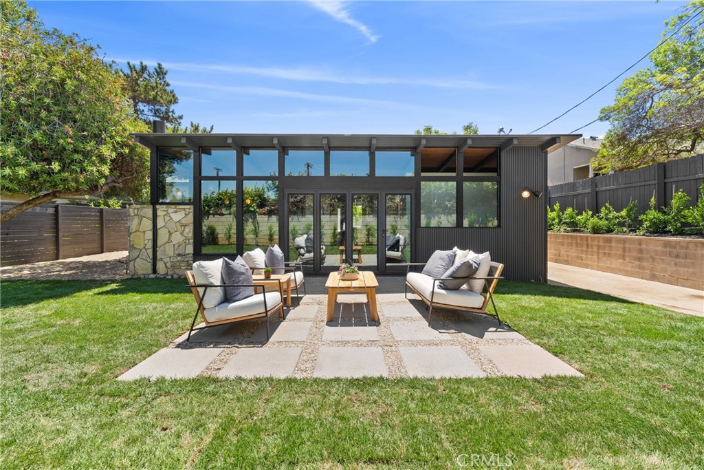 13007 Dewey Street