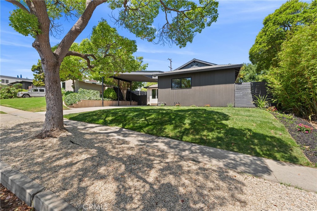 13007 Dewey Street