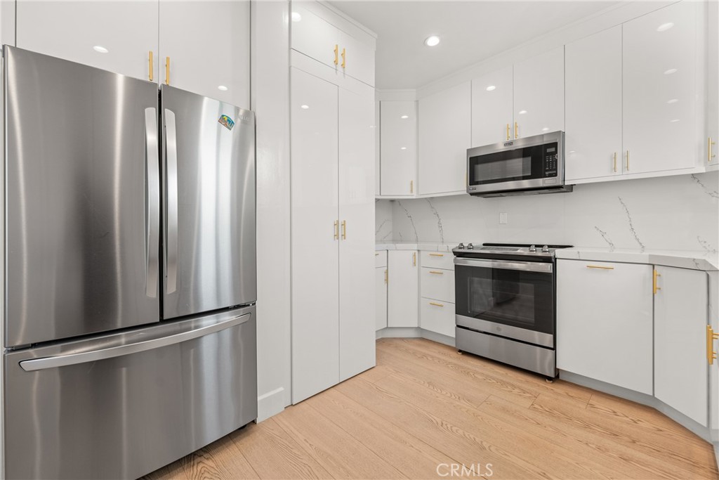 1277 S Beverly Glen Boulevard 408