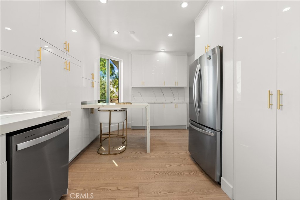 1277 S Beverly Glen Boulevard 408