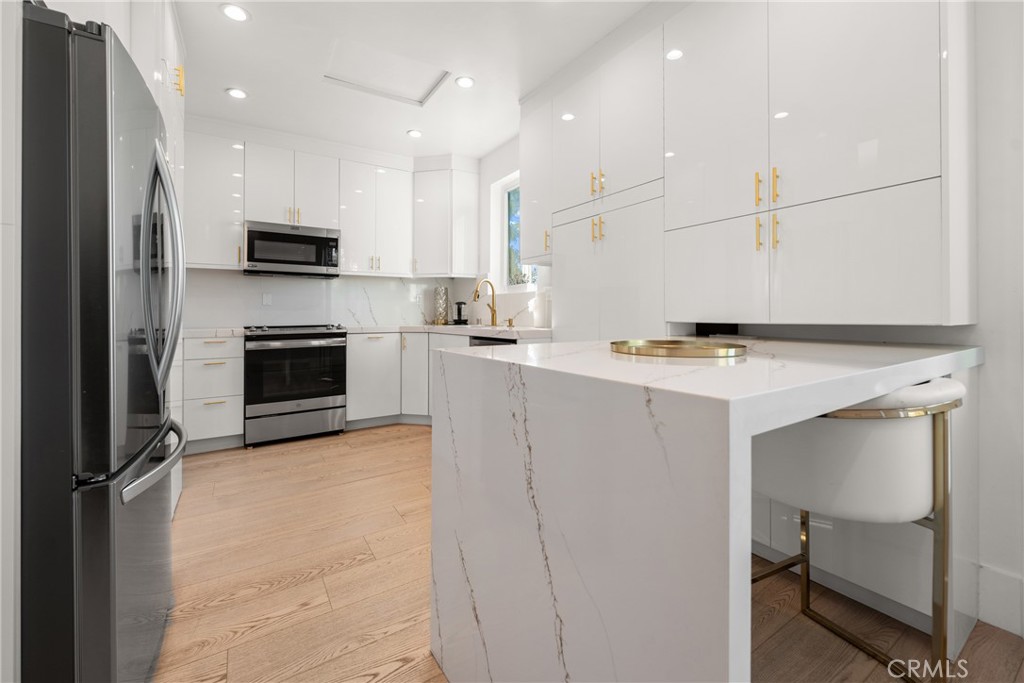 1277 S Beverly Glen Boulevard 408