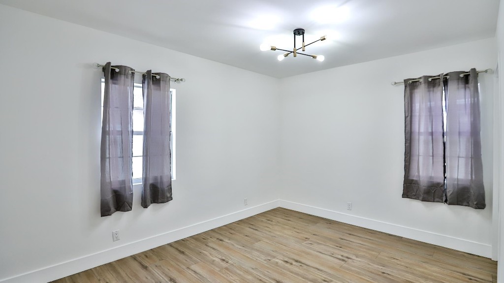 11445 Saticoy Street