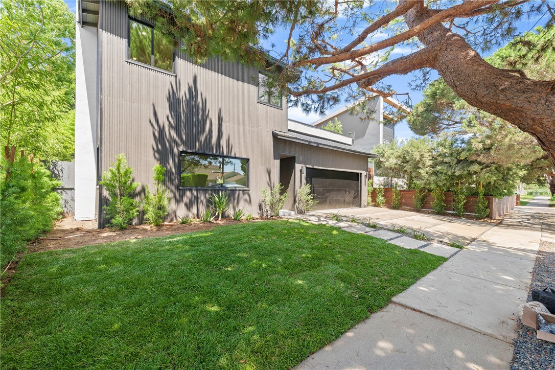13023 Warren Avenue