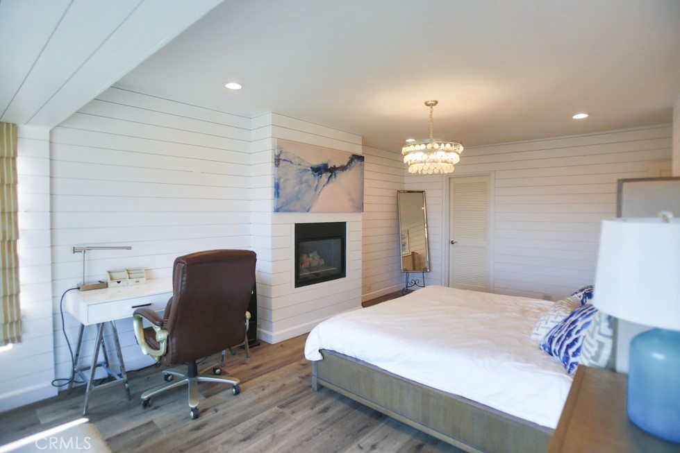 23922 De Ville Way C