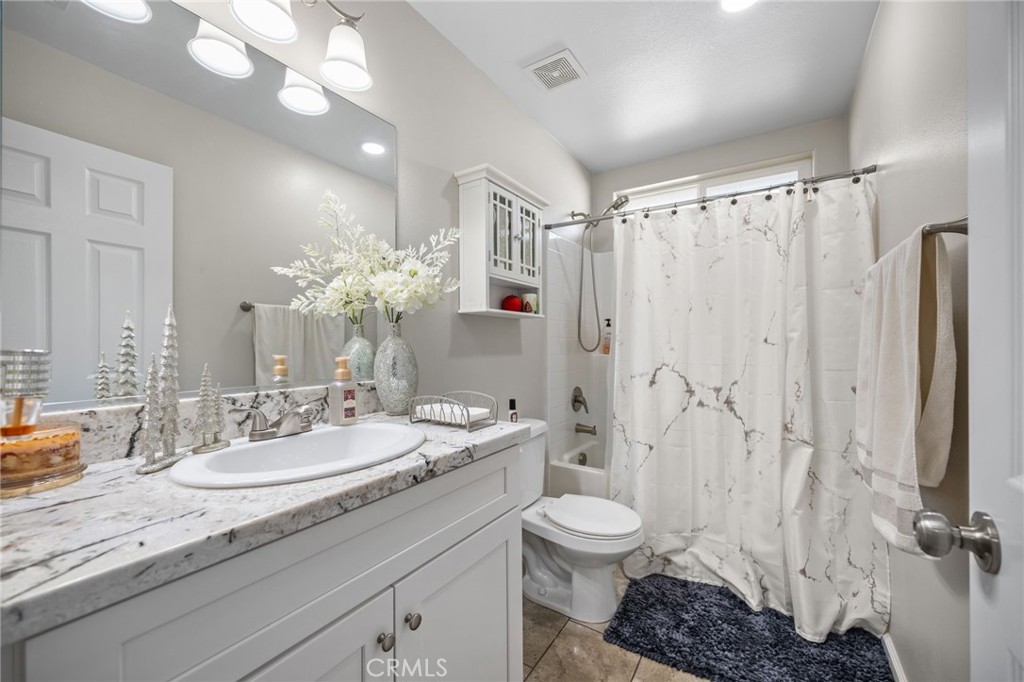 7590 Arrowhead Lake Road