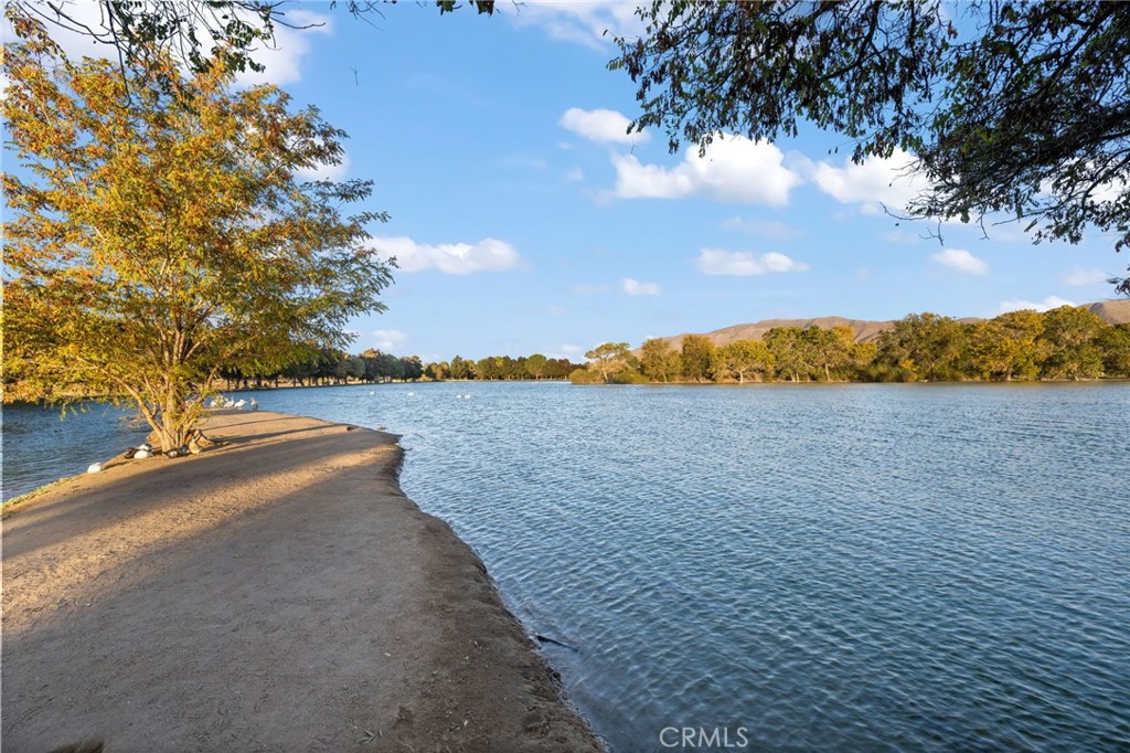 7590 Arrowhead Lake Road