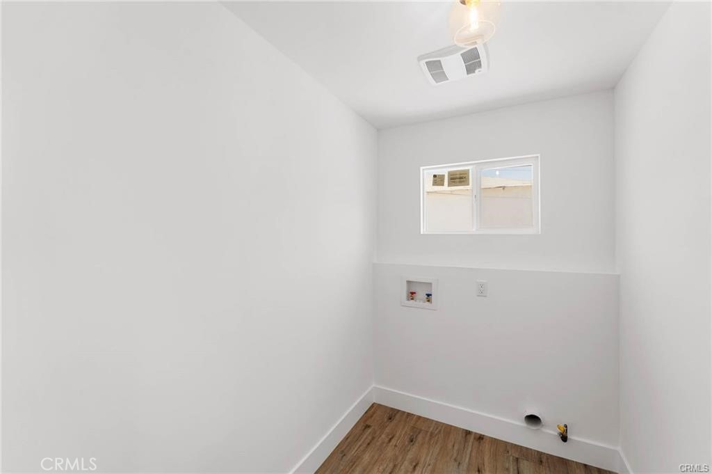 11443 Saticoy Street