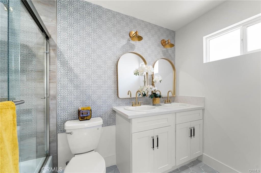 11443 Saticoy Street