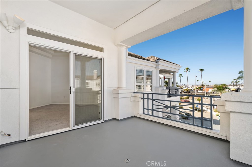 2600 Newport Boulevard 317