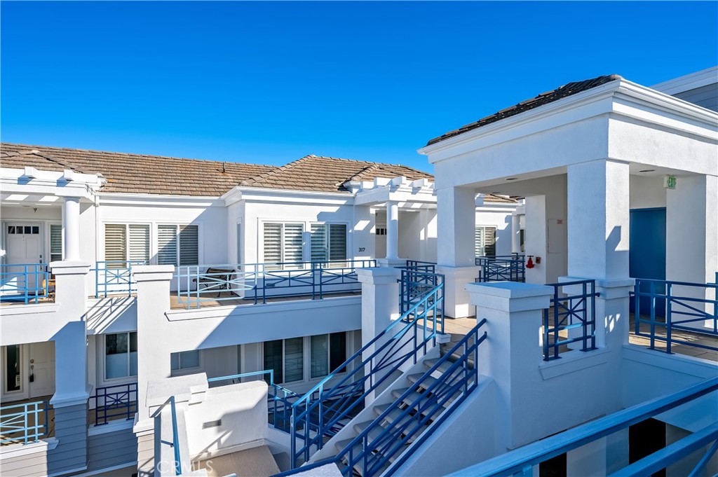 2600 Newport Boulevard 317