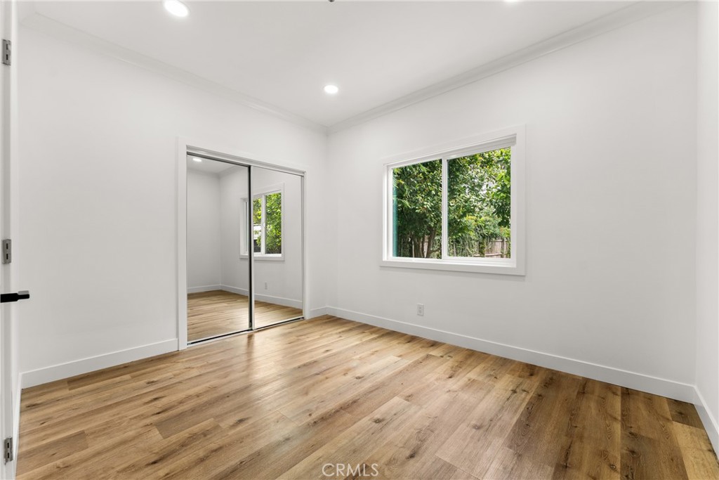 2216 Veteran Avenue
