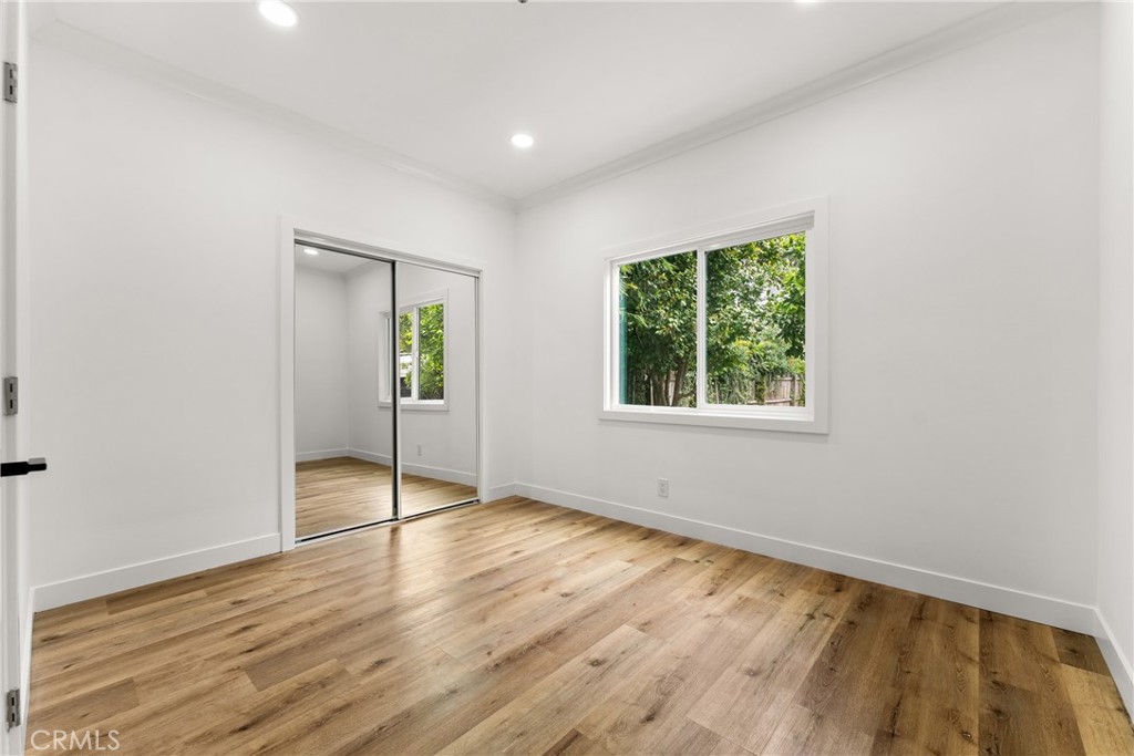 2216 Veteran Avenue