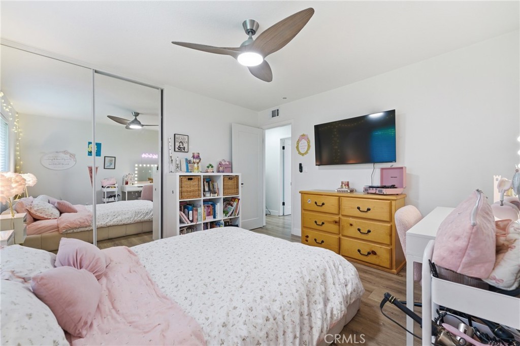 1467 N Kathleen
