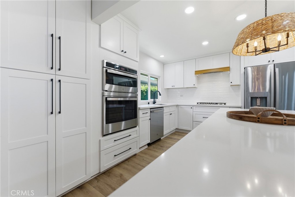 1467 N Kathleen
