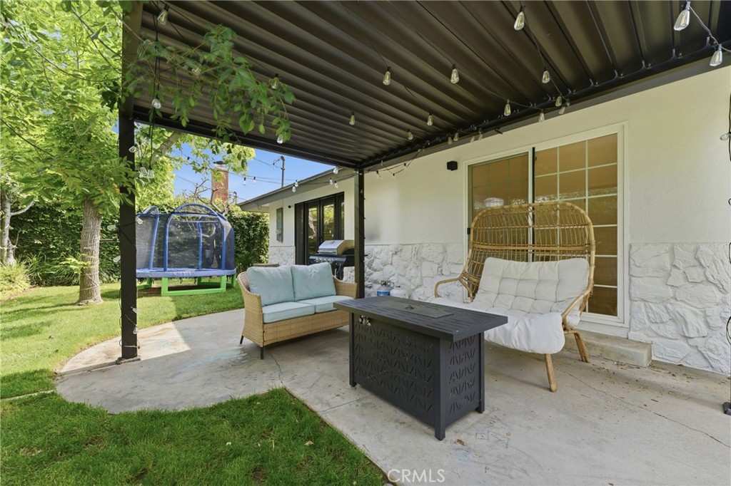 1467 N Kathleen
