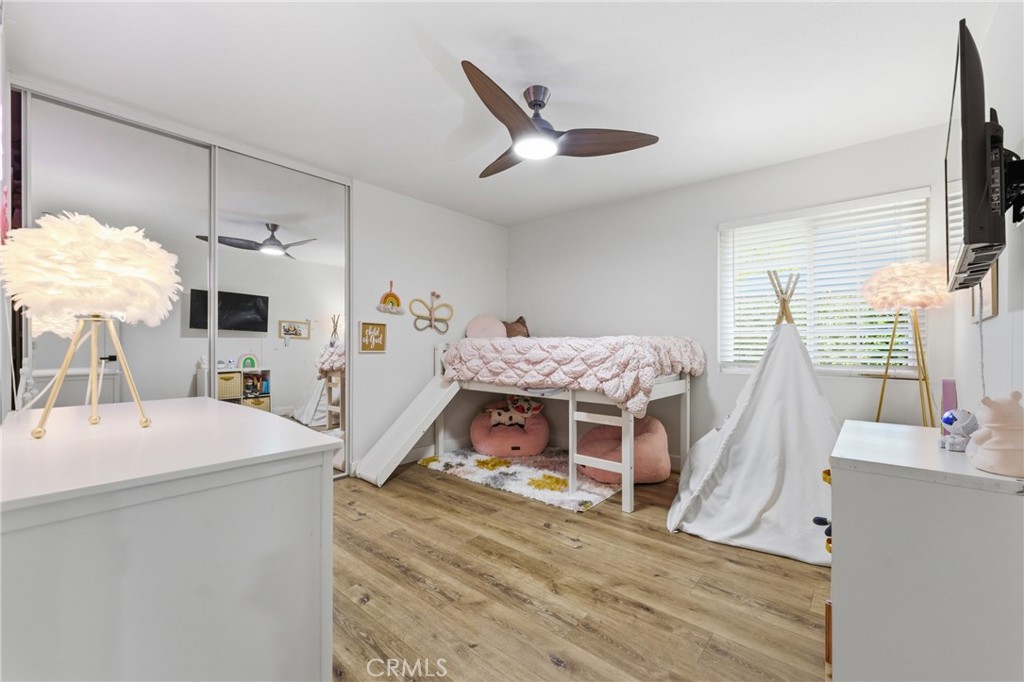 1467 N Kathleen