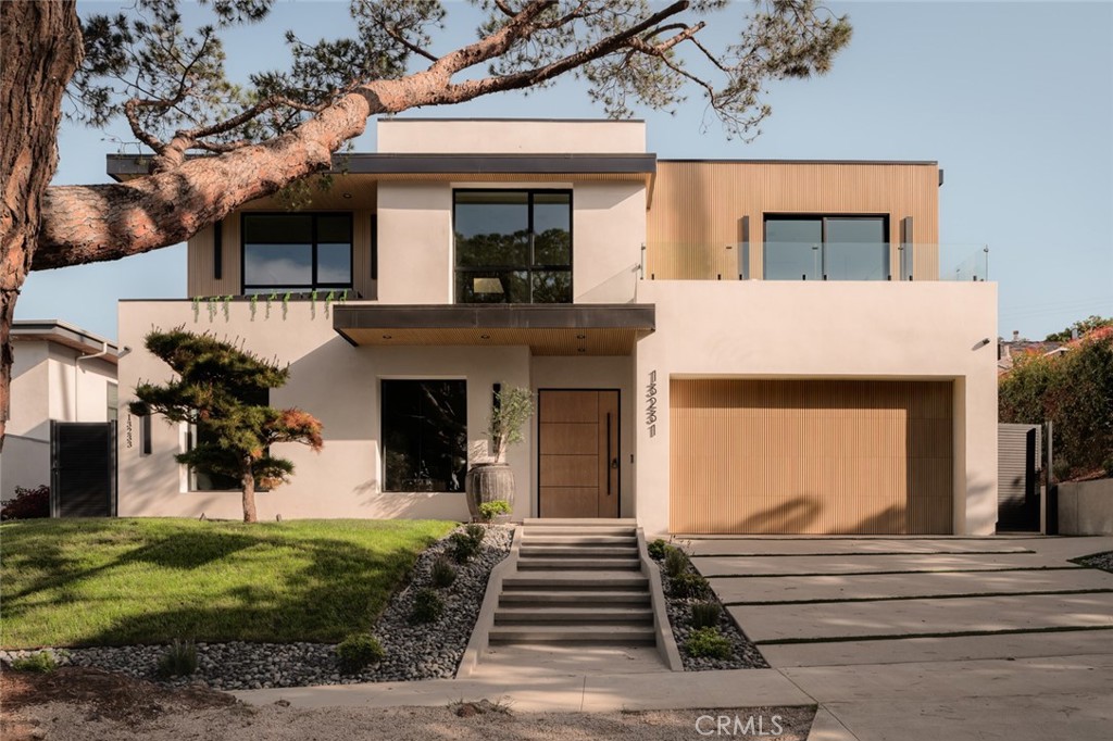 13231 Warren