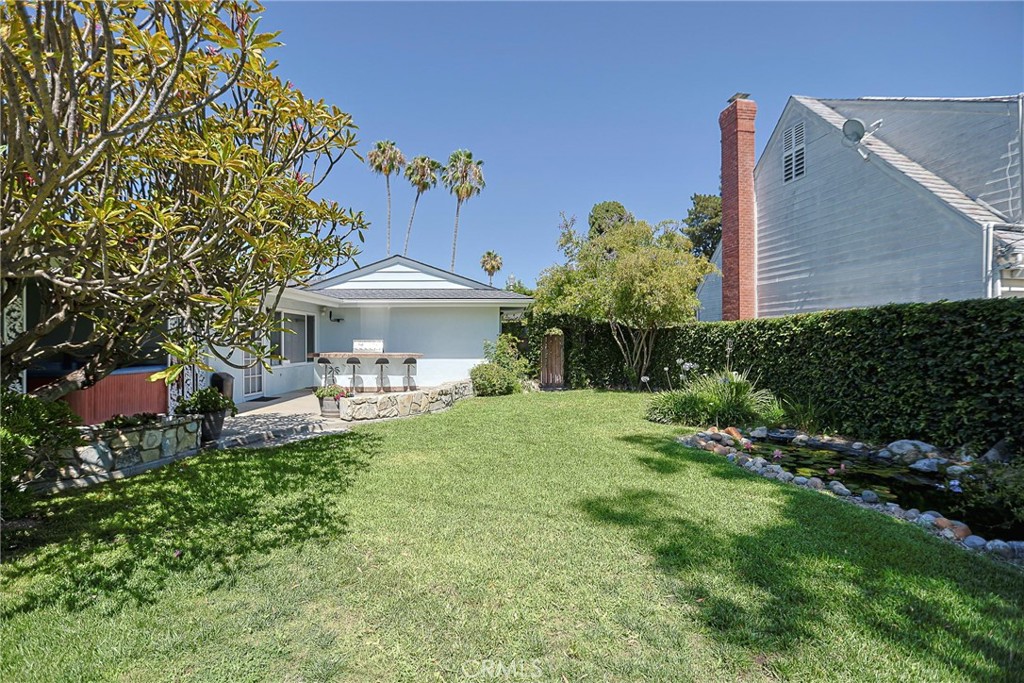 1200 W Rowan