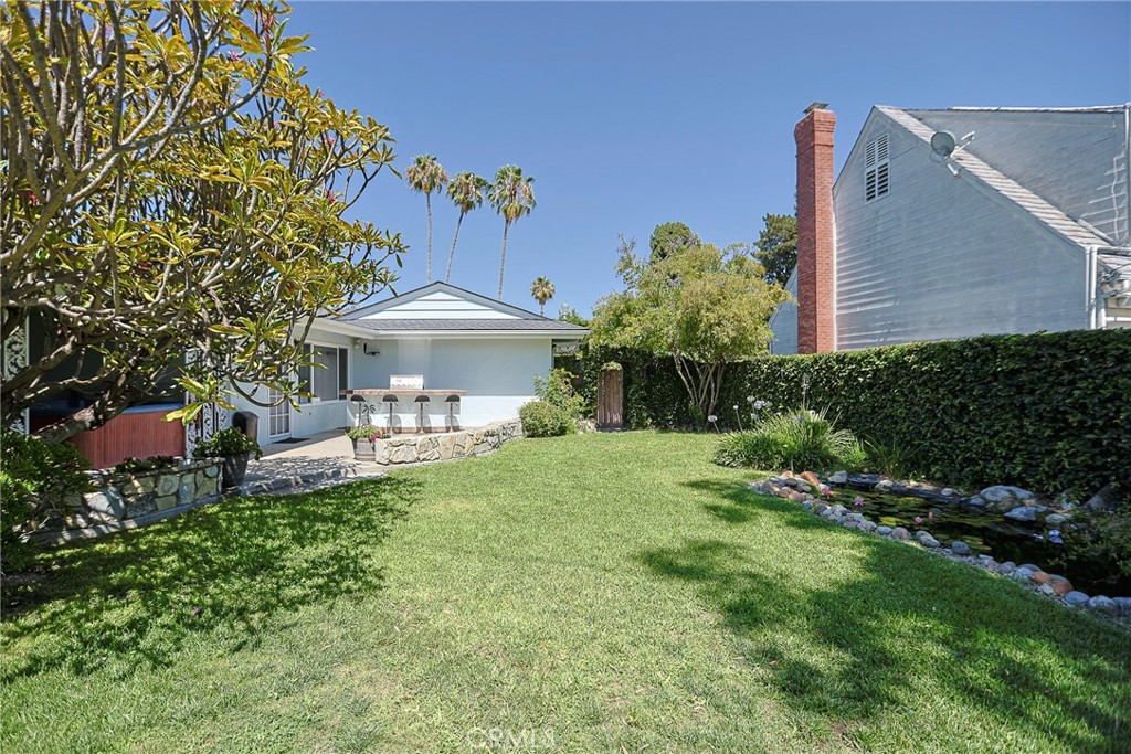 1200 W Rowan