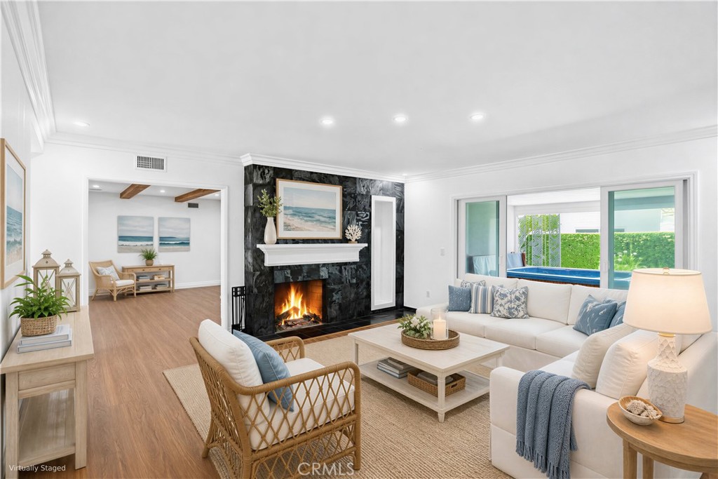 1200 W Rowan