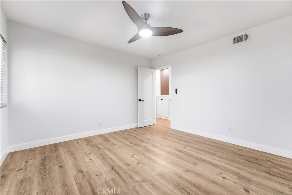 1467 N Kathleen