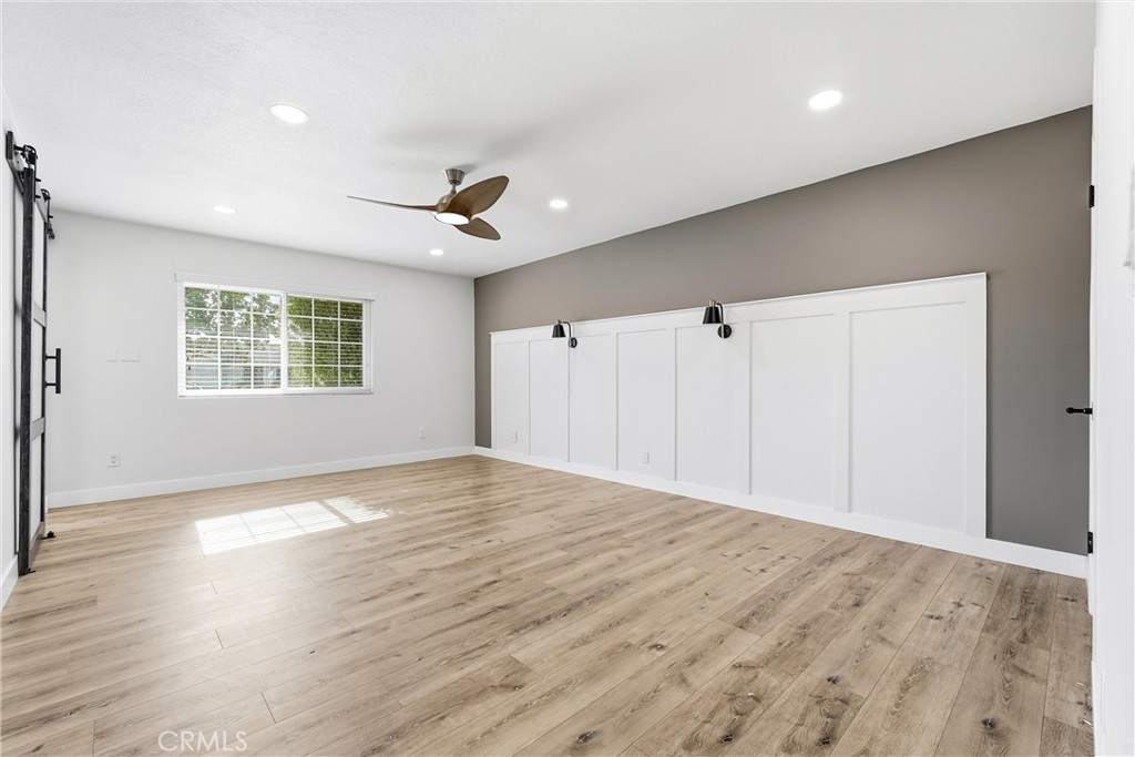 1467 N Kathleen