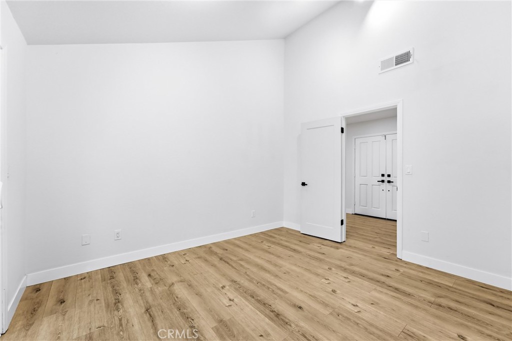 1467 N Kathleen