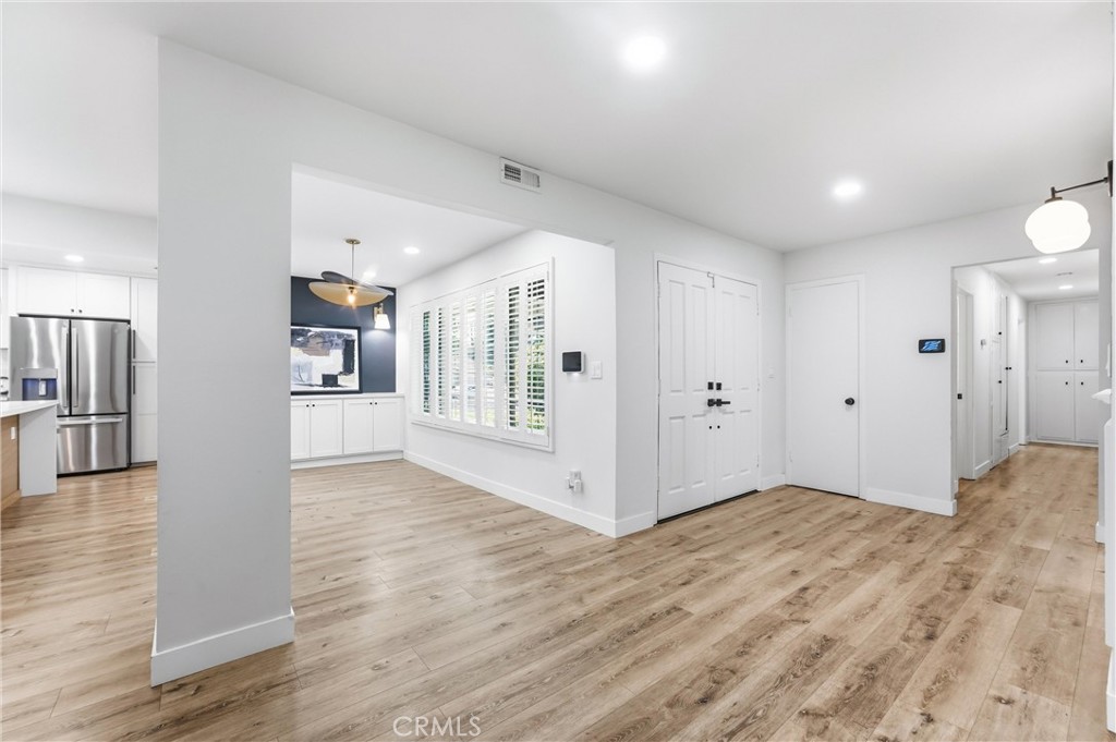 1467 N Kathleen