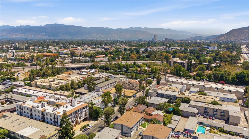 11138 Aqua Vista 29