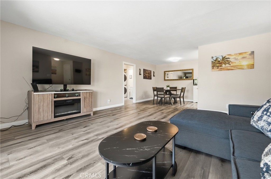 11138 Aqua Vista 29