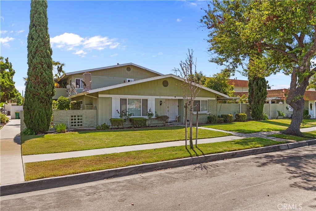 3102 Ginger Avenue