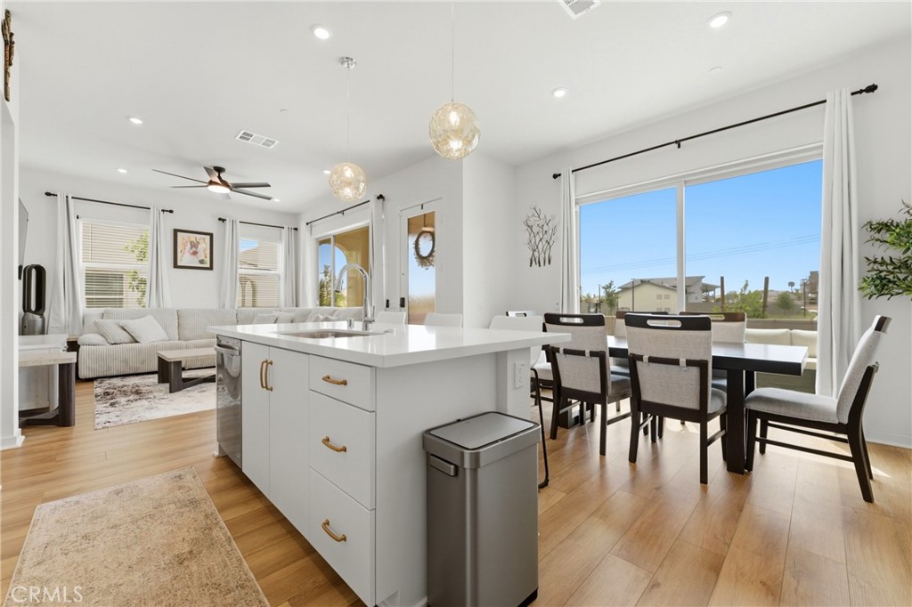 3247 E. Moonstone Drive