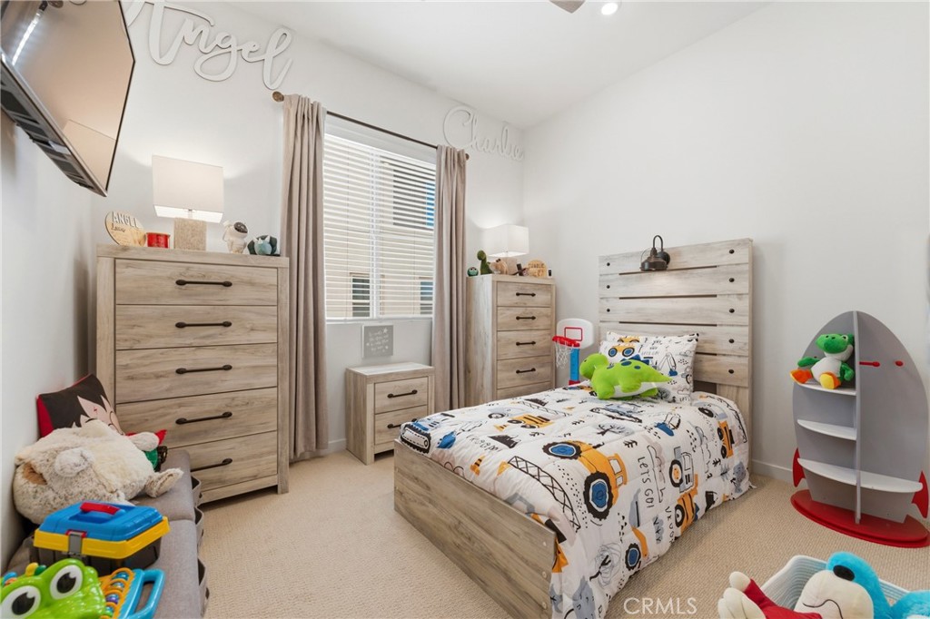 3247 E. Moonstone Drive