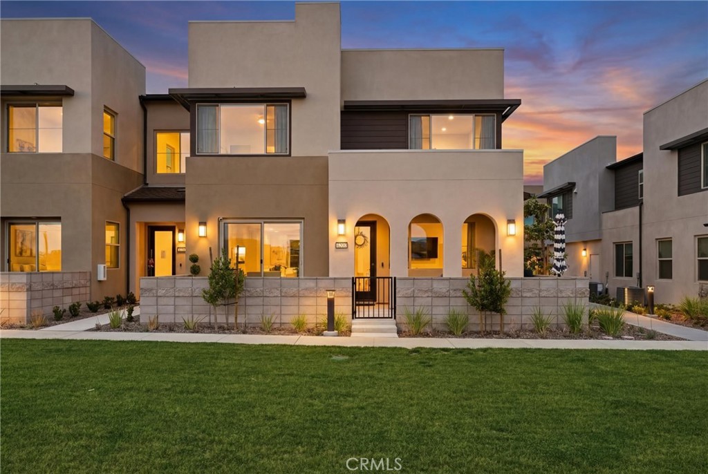 3247 E. Moonstone Drive