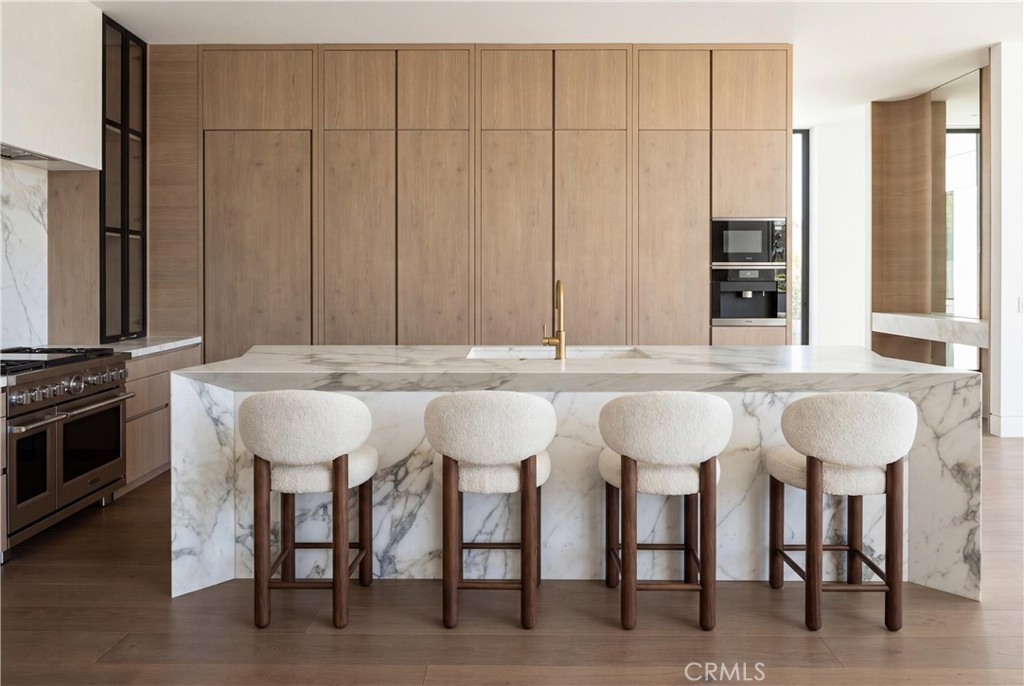 3132 Glendon