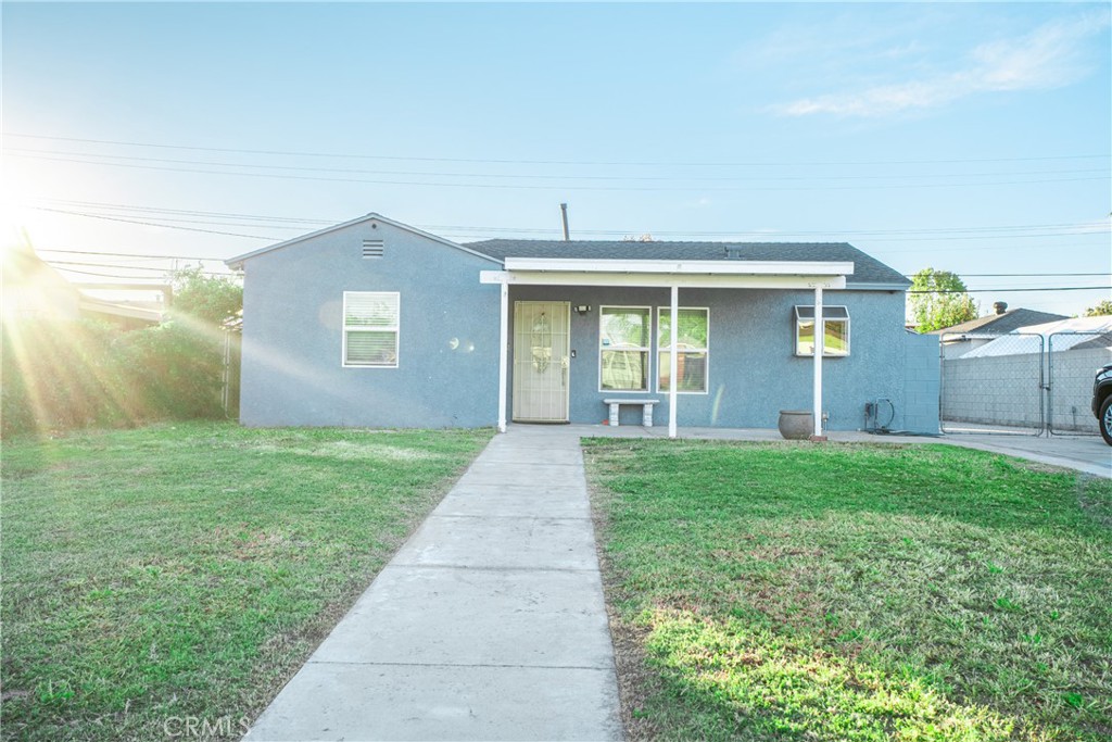 5227 N Fairvalley