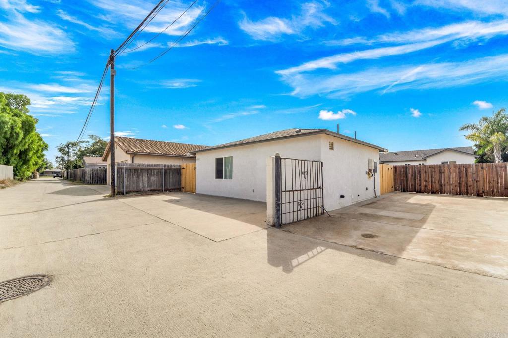 1143 9th Street 1 & 2