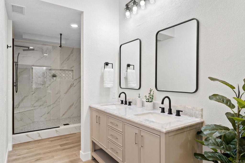 4045 S Tropico Drive