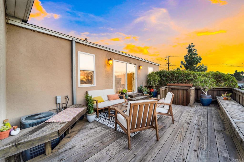 7242 Stanford Avenue