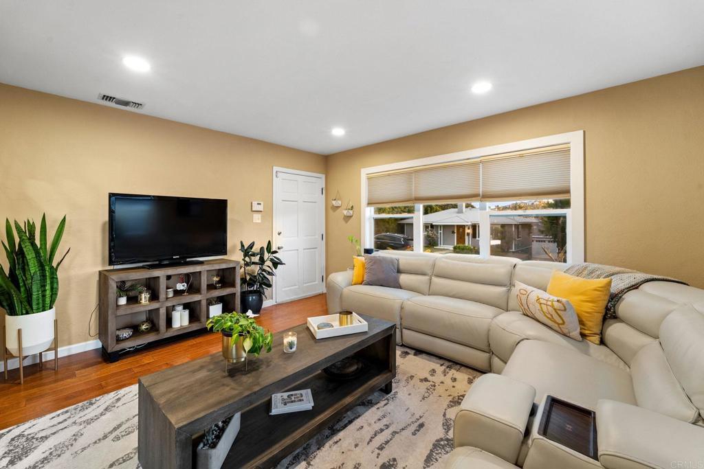 7242 Stanford Avenue