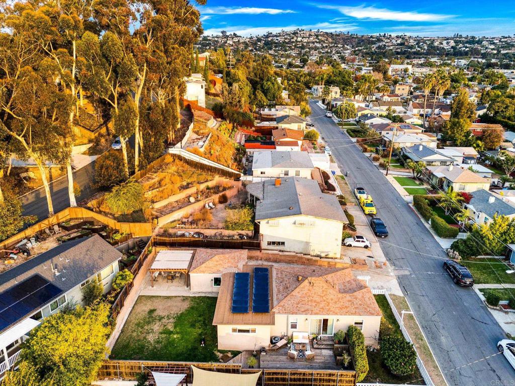 7242 Stanford Avenue