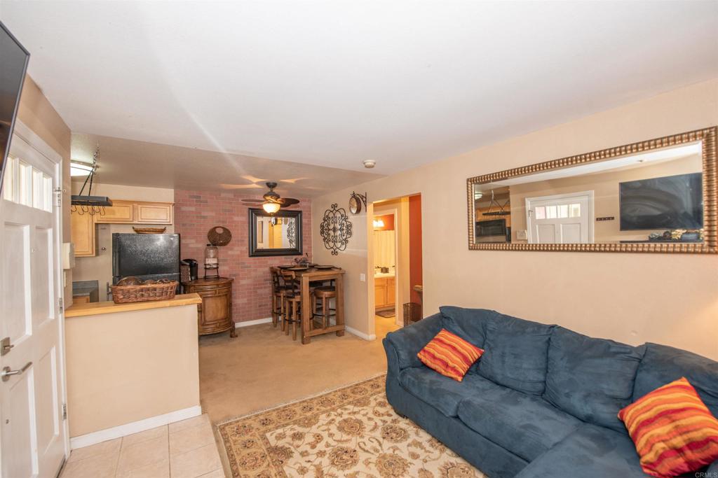 3572 Sunset Ln 81