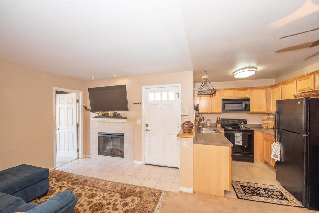 3572 Sunset Ln 81