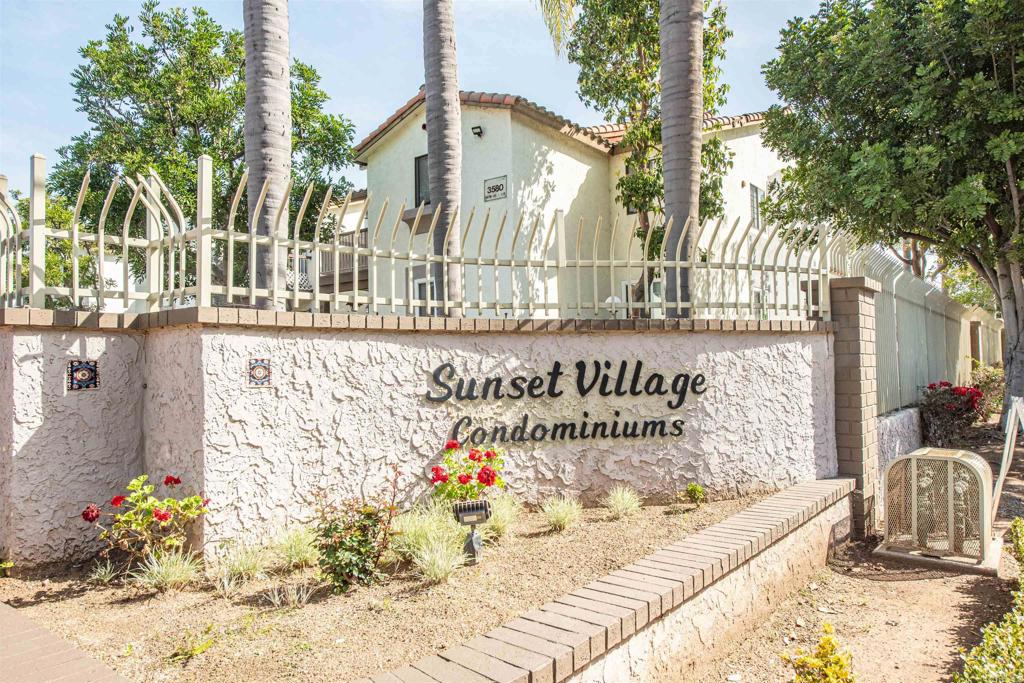 3572 Sunset Ln 81