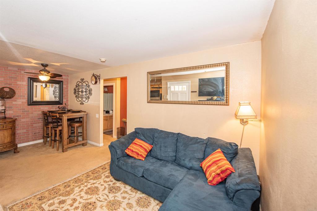 3572 Sunset Ln 81
