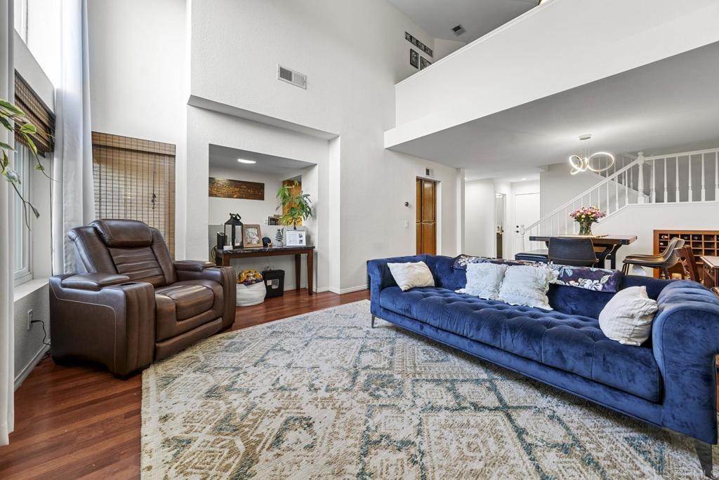 980 Palm Valley Circle B