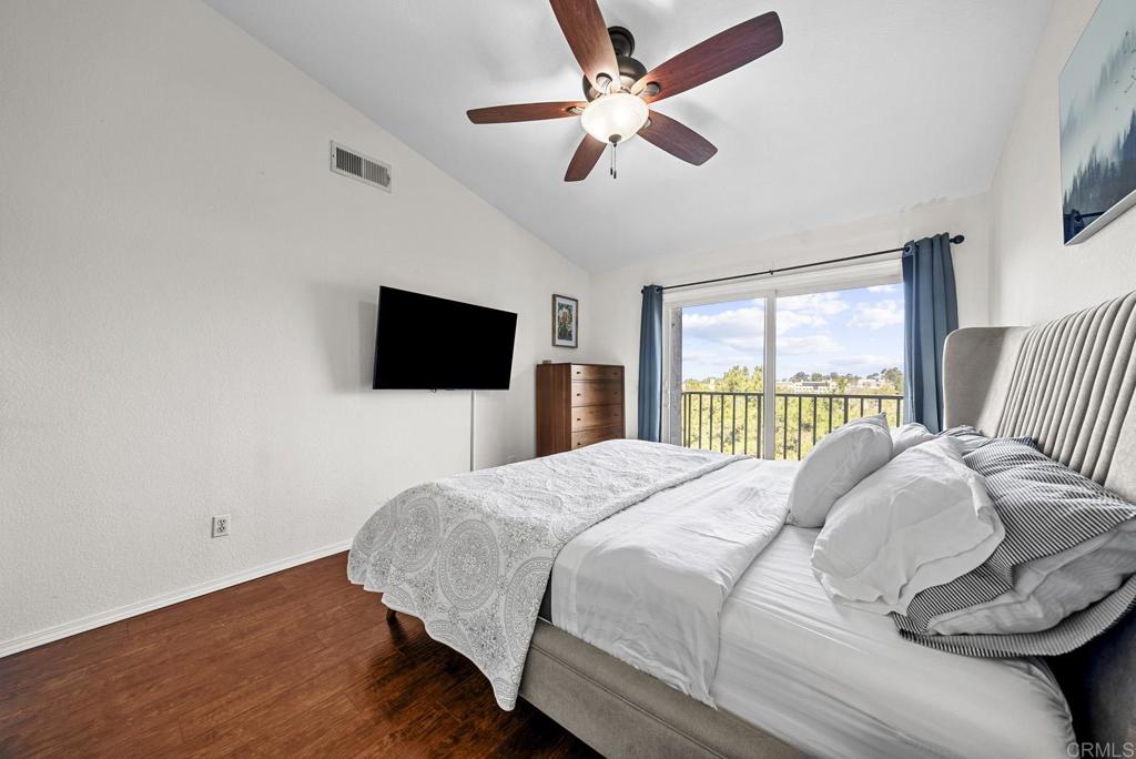 980 Palm Valley Circle B