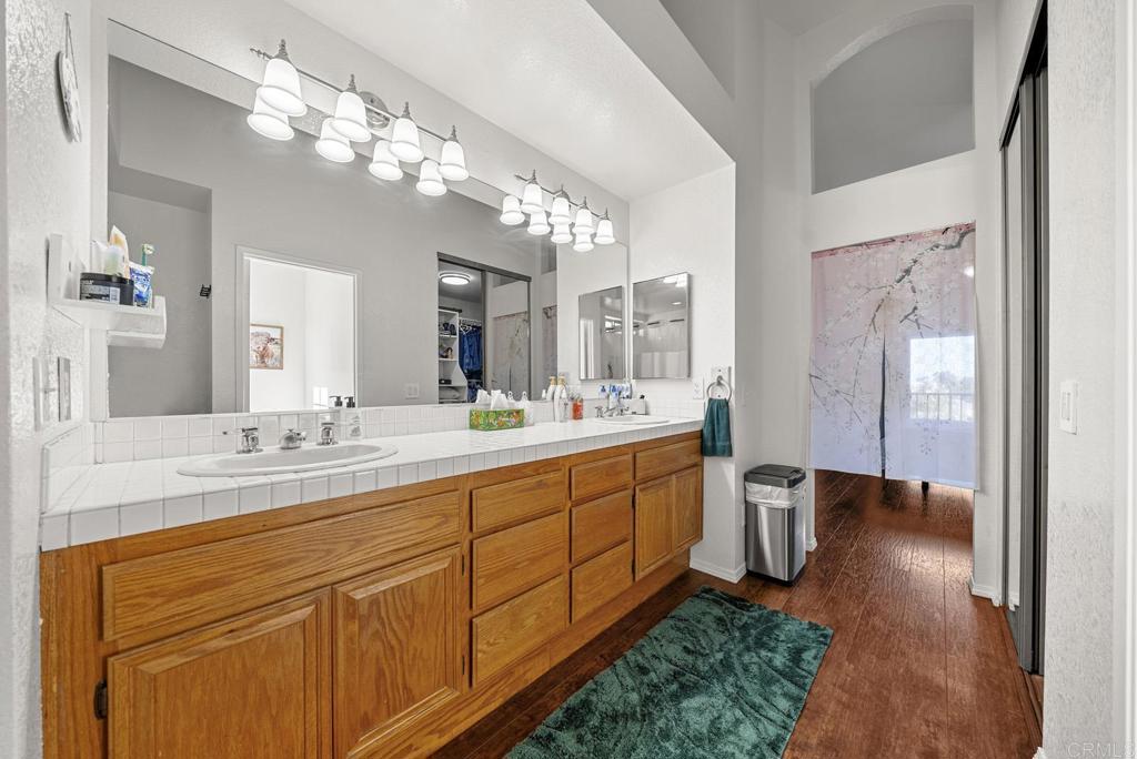 980 Palm Valley Circle B